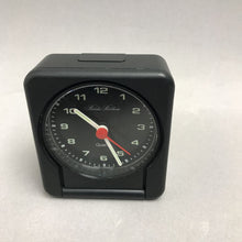 Load image into Gallery viewer, Brooks Brothers Miniature Travel Clock (3x2.5x2.75)
