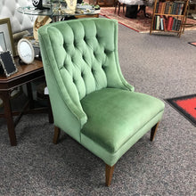 Load image into Gallery viewer, Green Upholstered Chair (34x26x30)
