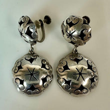 Load image into Gallery viewer, Vintage Sterling Ornate Shadowbox Dome Screw Back Earrings (1.75")
