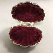 Load image into Gallery viewer, Vintage Silver Plated Shell Jewelry Box Clamshell Trinket Case Velvet Lined (3")
