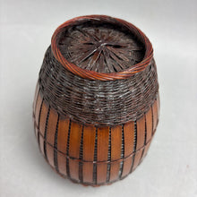 Load image into Gallery viewer, Vintage Japanese Woven Bamboo Ikebana Basket Vase (5")
