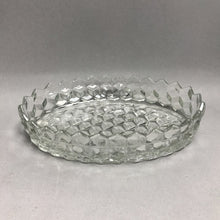 Load image into Gallery viewer, Fostoria American Clear Oval Relish Tray (2x9x5)
