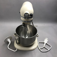 Load image into Gallery viewer, Vintage KitchenAid K5SS Stand Mixer Cream 300W 10 Speeds w/ Bowl Whisk Beater
