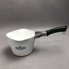Load image into Gallery viewer, Corning Ware P-55-B Cornflower Blue Sauce Maker w/ Handle 1 Qt/4 Cups (4x7)
