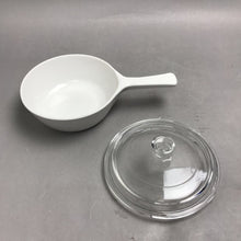 Load image into Gallery viewer, White Corningware 1 Pint Saucepan with Lid P-81-B
