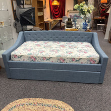 Load image into Gallery viewer, South Shore Trundle Bed NO Mattresses (35x84x43)
