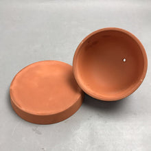 Load image into Gallery viewer, Vintage Terra Cotta Garlic Keeper Roaster With Glazed Base (6x5)
