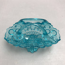 Load image into Gallery viewer, Vintage Italian Blue Art Glass Basket (5x6)
