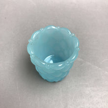 Load image into Gallery viewer, Vintage Fenton Jacqueline Powder Blue Vase Diamond Quilt Pattern (2.5x2)
