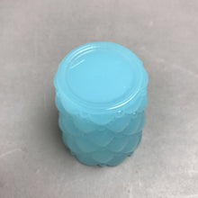 Load image into Gallery viewer, Vintage Fenton Jacqueline Powder Blue Vase Diamond Quilt Pattern (2.5x2)
