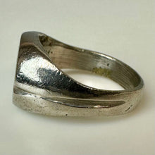 Load image into Gallery viewer, Vintage WW2 Trench Art Souvenir Napoli Silvertone Ring sz 10.75
