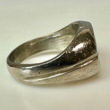 Load image into Gallery viewer, Vintage WW2 Trench Art Souvenir Napoli Silvertone Ring sz 10.75
