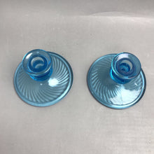 Load image into Gallery viewer, Blue Glass Swirled Candle Holder Set (4x5)
