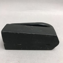 Load image into Gallery viewer, Rare Colonial Williamsburg Restoration Cast Flat Iron Virginia Metalcrafters (4x4.5x2.5)
