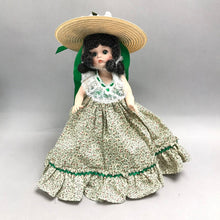Load image into Gallery viewer, Danbury Mint &amp; Madame Alexander Scarlett O'Hara Porcelain Doll (9")
