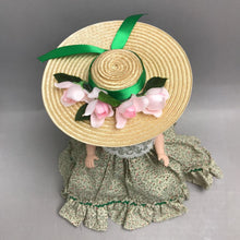 Load image into Gallery viewer, Danbury Mint &amp; Madame Alexander Scarlett O'Hara Porcelain Doll (9")

