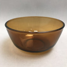 Load image into Gallery viewer, Vintage 1960s Anchor Hocking Tinted Amber #457 Glass Mixing Bowl (7")(2 Available)
