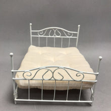Load image into Gallery viewer, Vintage White Metal Doll Bed (4x5x7)
