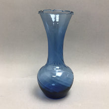 Load image into Gallery viewer, Hand Blown Blue Glas Flower Vase (7")
