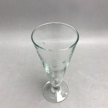 Load image into Gallery viewer, Princess House Heritage Pilsner Glass #442 7 1/2" 10oz Crystal Desert (2 Available)
