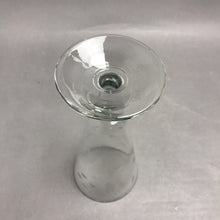 Load image into Gallery viewer, Princess House Heritage Pilsner Glass #442 7 1/2" 10oz Crystal Desert (2 Available)
