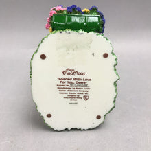 Load image into Gallery viewer, Mary’s Moo Moos John Deere Figurine Loaded With Love For You Deere Enesco (4")

