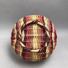 Load image into Gallery viewer, Handmade Round Wicker Decorative Basket Beige &amp; Red (8")

