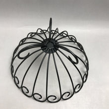 Load image into Gallery viewer, Black Metal 3 Footed Basket (6x12)
