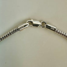 Load image into Gallery viewer, Italian Sterling Snake Chain Bracelet (8.5")
