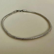 Load image into Gallery viewer, Italian Sterling Snake Chain Bracelet (8.5")
