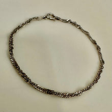 Load image into Gallery viewer, Italian Sterling Singapore Chain Bracelet (7")
