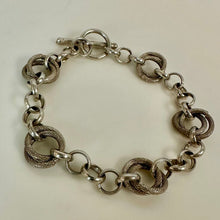 Load image into Gallery viewer, Sterling Textured Double Rolo Link Toggle Bracelet (8")
