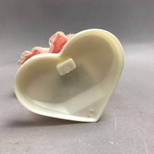 Load image into Gallery viewer, Vintage Vogue Ginny Doll (8.5")
