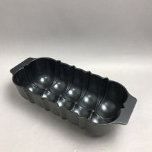 Load image into Gallery viewer, Nordic Ware - Pro Cast Non-Stick Bundt Loaf Pan - 9 Cups (13x6x3)

