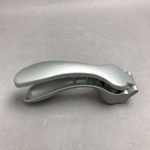 Load image into Gallery viewer, Pampered Chef Garlic Press (7")
