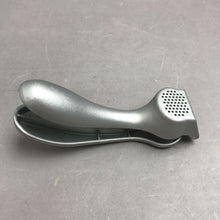Load image into Gallery viewer, Pampered Chef Garlic Press (7")
