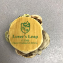 Load image into Gallery viewer, Harmony Kingdom Lover's Leap 2000, Frogs Trinket Box (2")
