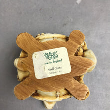 Load image into Gallery viewer, Vintage 1993 Harmony Kingdom Shell Game Stacked Turtles Trinket Box (2")
