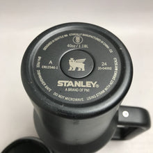 Load image into Gallery viewer, Stanley 40 oz Stainless Steel H2.0 FlowState Quencher Tumbler Black 2.0 (10.5")
