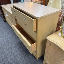 Load image into Gallery viewer, Kroehler Dresser 4 Drawer AS IS (42x35x19)

