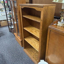 Load image into Gallery viewer, Bookshelf AS IS (61x32x19)
