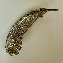 Load image into Gallery viewer, Vintage Silvertone Clear Rhinestone Feather Brooch Pin (2.5")
