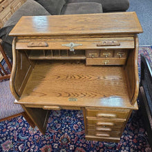 Load image into Gallery viewer, Rolltop Desk (45x17x24)
