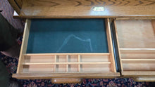 Load image into Gallery viewer, Rolltop Desk (45x17x24)
