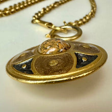 Load image into Gallery viewer, Vintage Brushed Goldtone Enamel Faux Stone Pendant Necklace (34")
