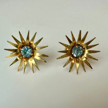 Load image into Gallery viewer, Vintage Mid Century Bugbee &amp; Niles Goldtone Aqua Rhinestone Starburst Screw Back Earrings (1")
