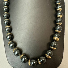 Load image into Gallery viewer, Coldwater Creek Luna Luster Black Faux Pearl Goldtone Necklace (30")
