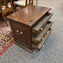 Load image into Gallery viewer, Wood Chest 6 Drawer (23x27x17)
