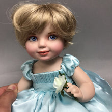 Load image into Gallery viewer, Franklin Mint 'Baby Diana' Doll #B11ZU22 (~8.5")
