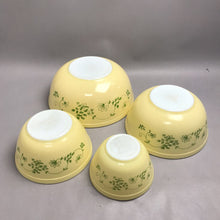 Load image into Gallery viewer, Vintage Pyrex Shenandoah Pattern Set of 4 Mixing Bowls (10",8",7",6"x4")
